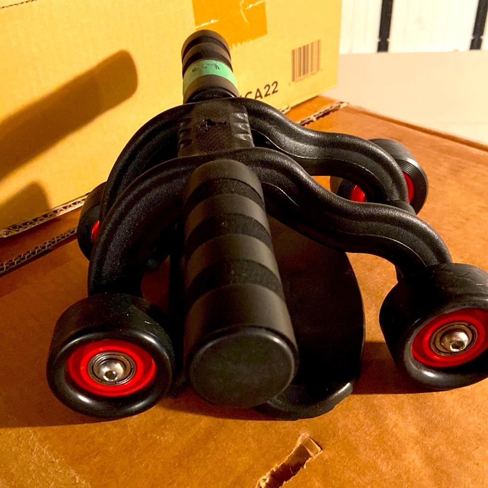 Exercise equipment - Picture 1 of 3